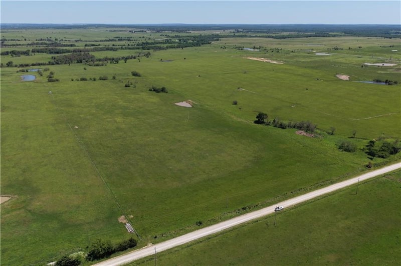 Road 25 Rd, Longton, KS 67352