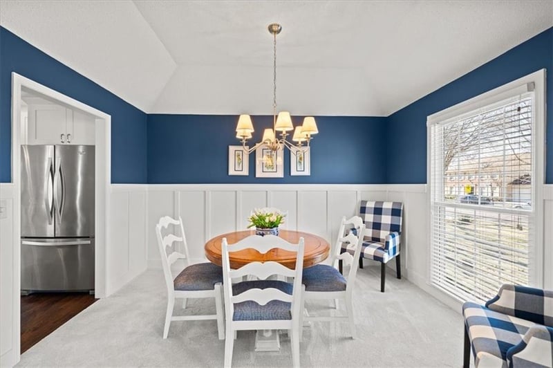 9101 England St, Overland Park, KS 66212