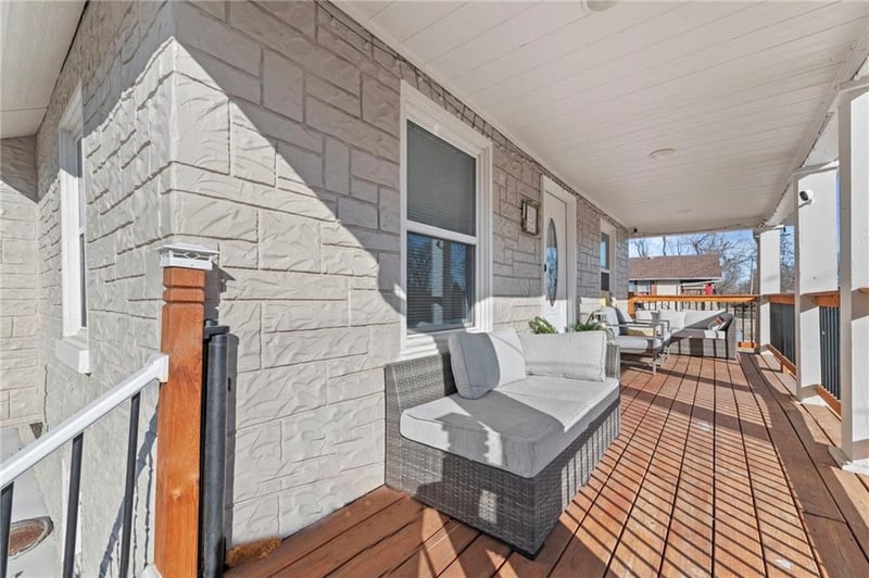 3054 12th St, Kansas City, KS 66104