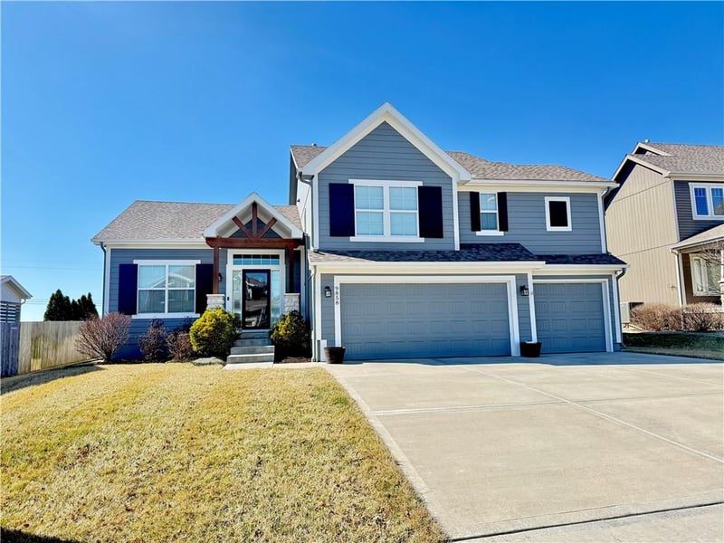 9858 Smalley Ave, Kansas City, MO 64157