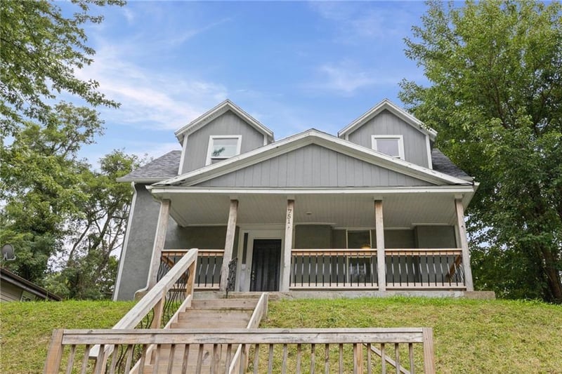 751 Stewart Ave, Kansas City, KS 66101