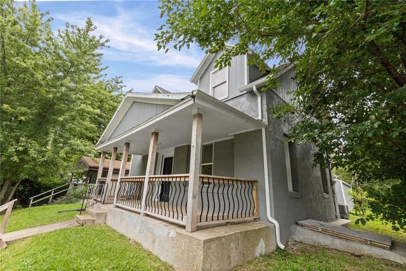 751 Stewart Ave, Kansas City, KS 66101