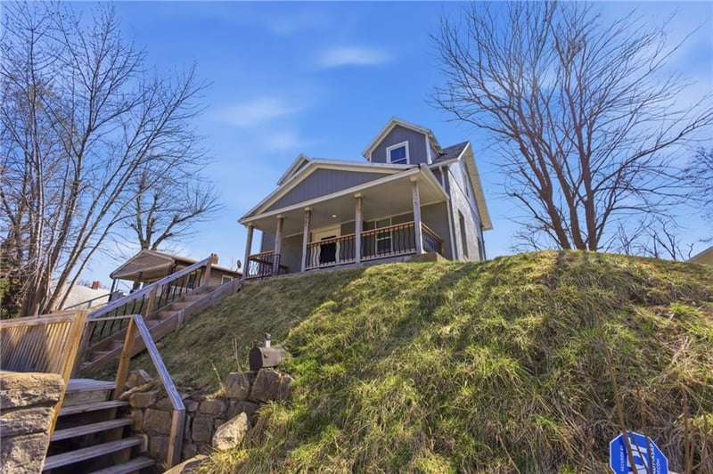 751 Stewart Ave, Kansas City, KS 66101