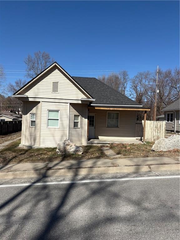 805 Mason Ave, St Joseph, MO 64504