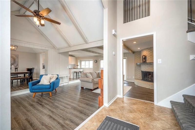 9901 Taylor Dr, Overland Park, KS 66212