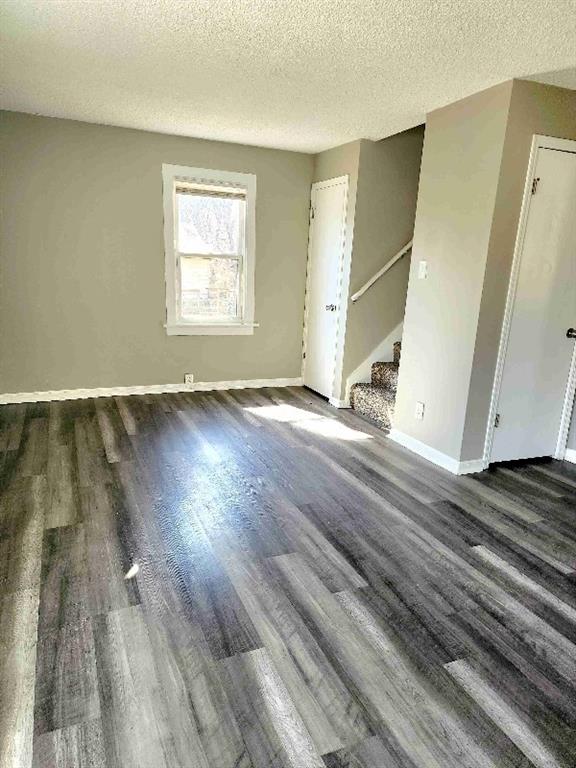 8004 Lydia Ave, Kansas City, MO 64131