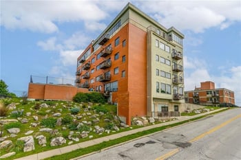 2940 Baltimore Ave #1504, Kansas City, MO 64108