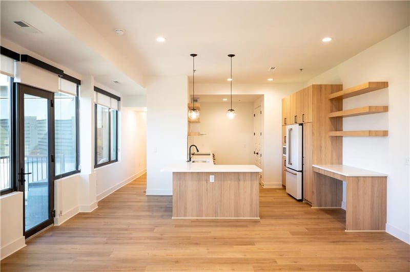 2940 Baltimore Ave #1504, Kansas City, MO 64108