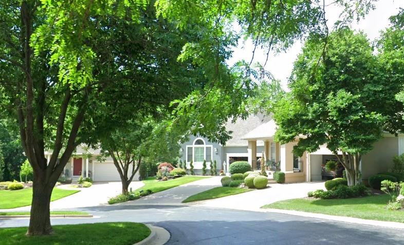 12345 Long St, Overland Park, KS 66213