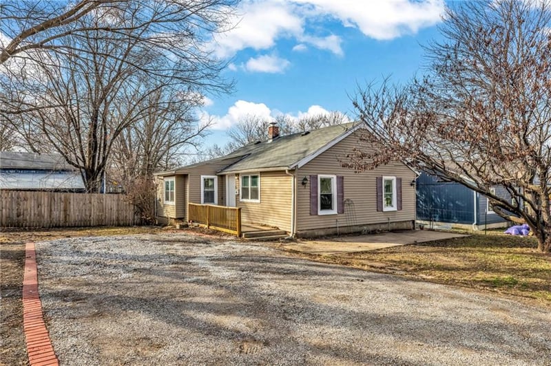 1124 Haden St, Independence, MO 64050