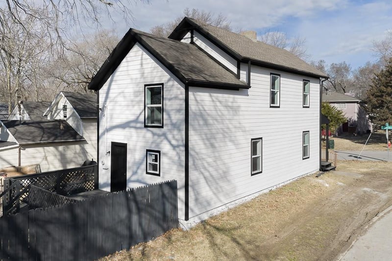 301 Pottawatomie St, Leavenworth, KS 66048