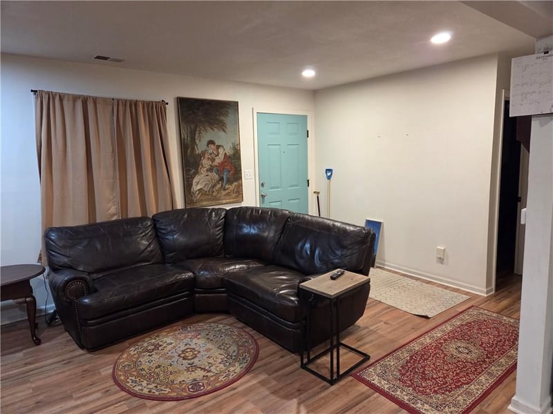 5021 Crest Dr, Kansas City, KS 66106