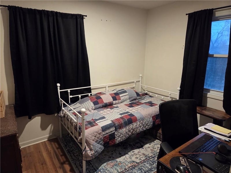 5021 Crest Dr, Kansas City, KS 66106