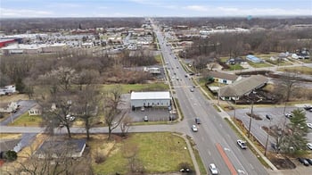8701 N Oak Trafficway, Kansas City, MO 64155