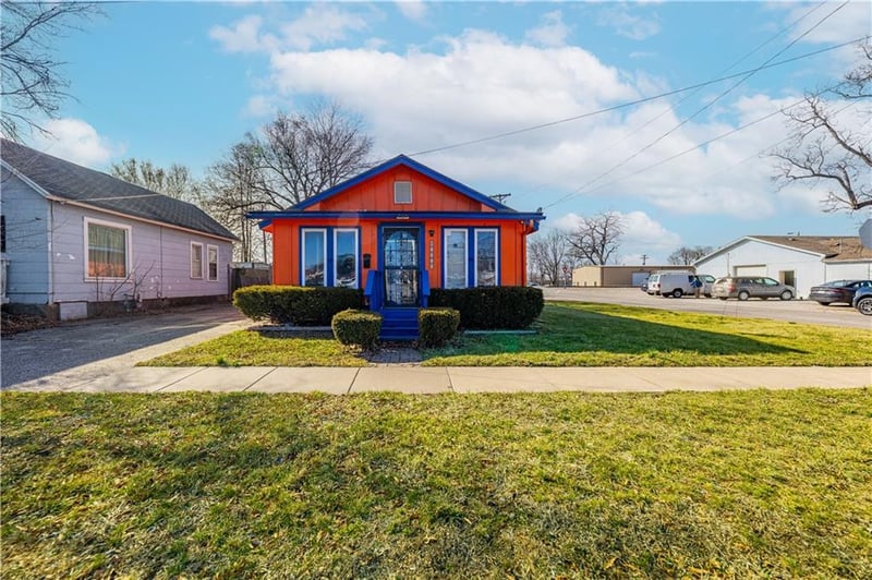 12912 7th St, Grandview, MO 64030