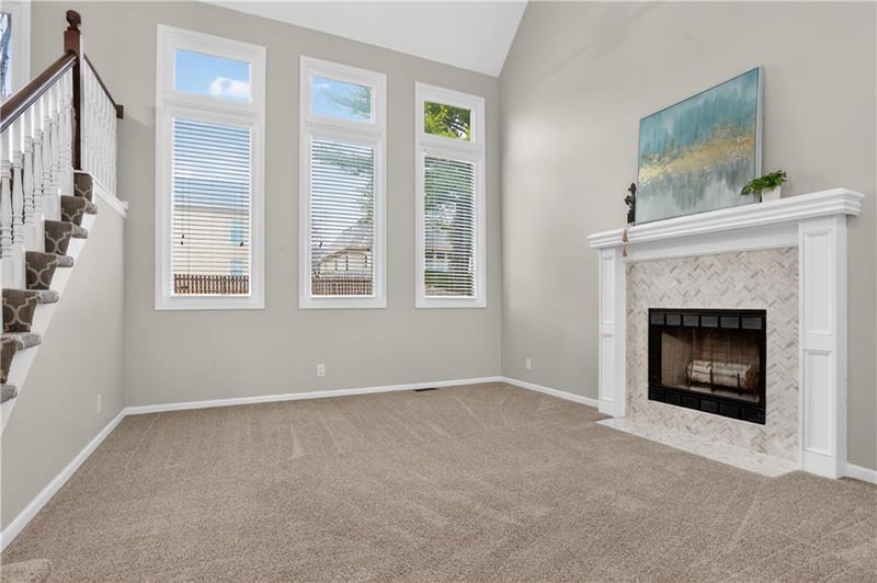 15206 Reeds Rd, Overland Park, KS 66223