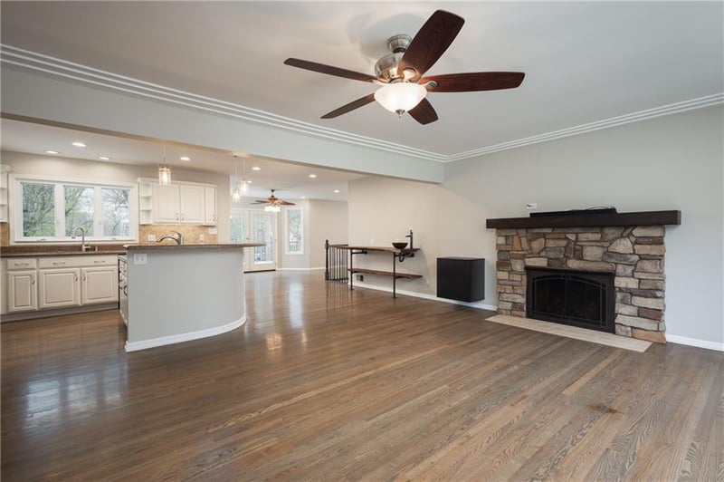 6036 Goodman St, Merriam, KS 66202