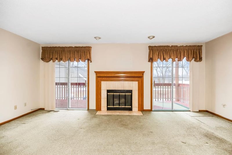 1305 Village Dr #B, Blue Springs, MO 64015