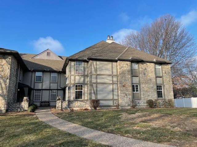 1305 Village Dr #B, Blue Springs, MO 64015