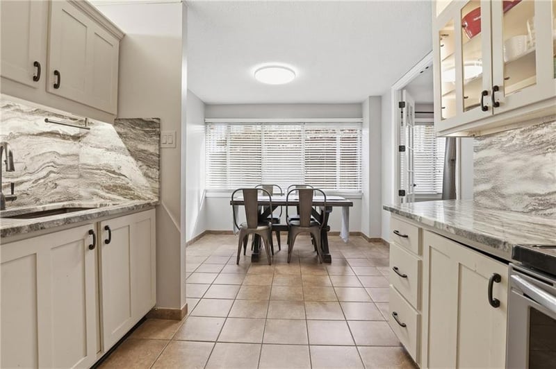 2525 Main #213 St, Kansas City, MO 64108