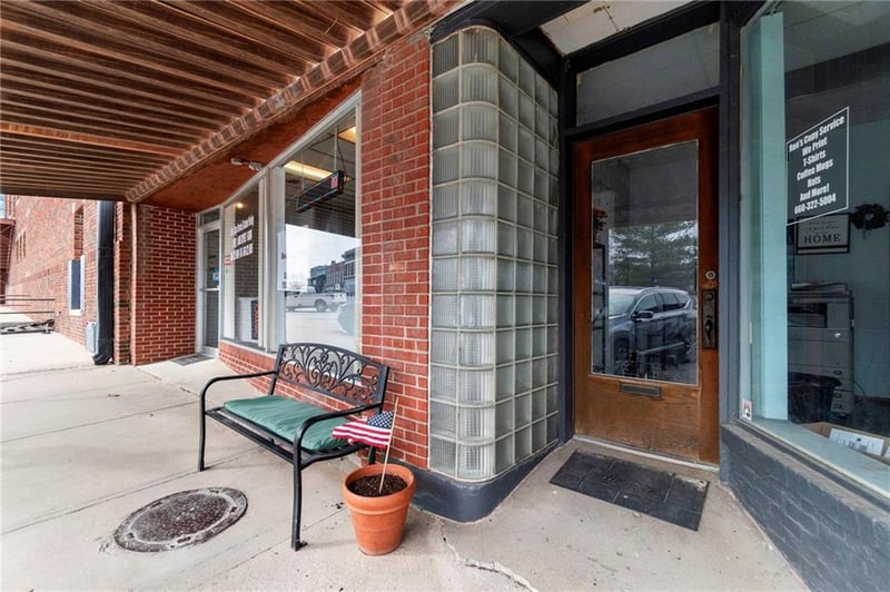 9 Washington St, Carrollton, MO 64633