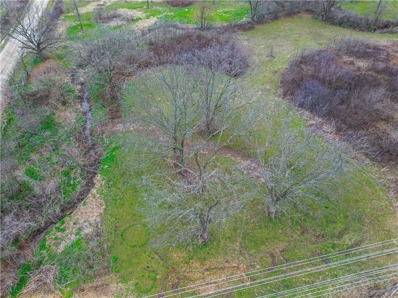 S 800 Rd, Moundville, MO 64771