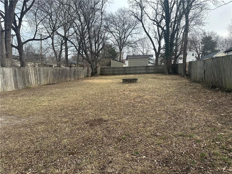 7907 Mercier St, Kansas City, MO 64114