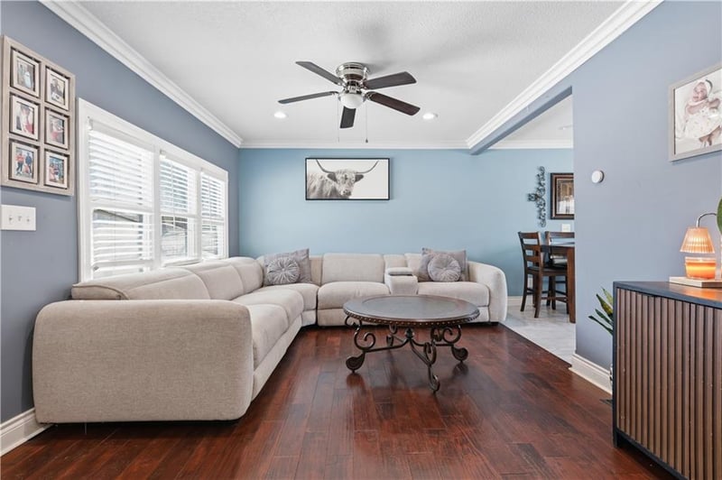 10302 Oakland Ave, Kansas City, MO 64134