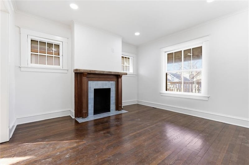 4223 Bell St, Kansas City, MO 64111