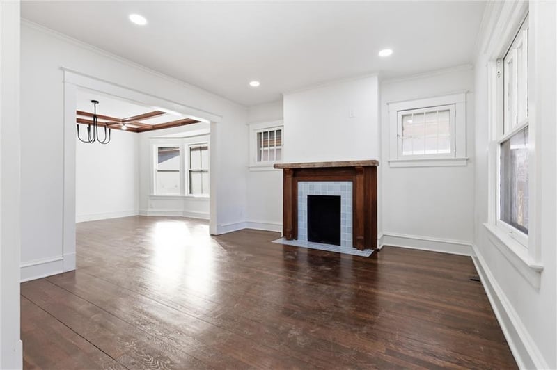 4223 Bell St, Kansas City, MO 64111