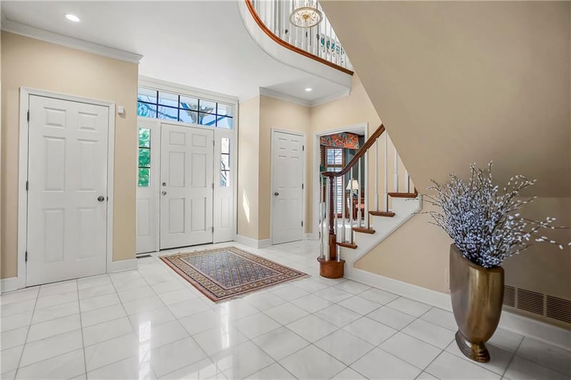2640 W 118th Ter, Leawood, KS 66211