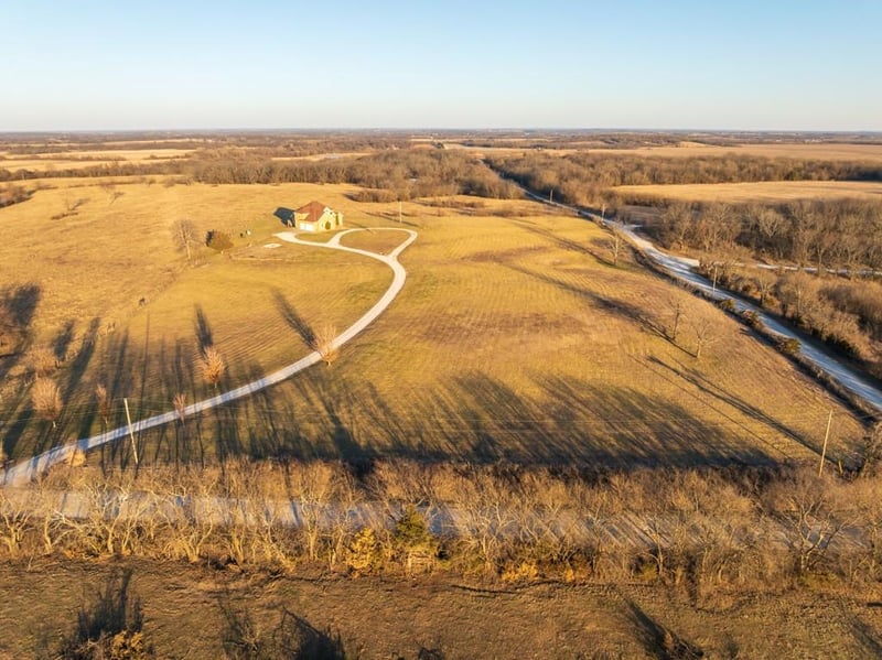 35415 Main City Rd, Drexel, MO 64742