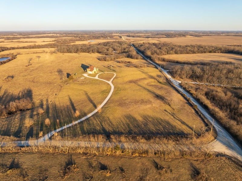 35415 Main City Rd, Drexel, MO 64742