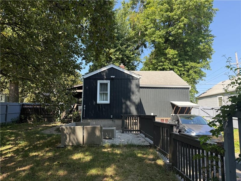 4705 Reinhardt Dr, Roeland Park, KS 66205