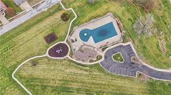 11104 Augusta Dr, Kansas City, KS 66109