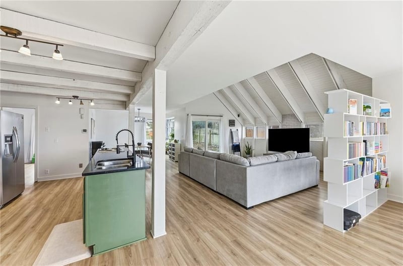 7449 Ann Ave, Kansas City, KS 66112