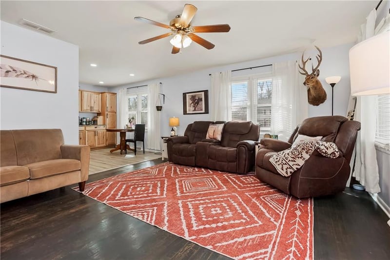 312 Pine St, Butler, MO 64730