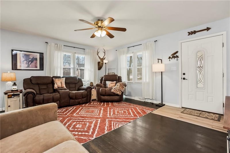 312 Pine St, Butler, MO 64730