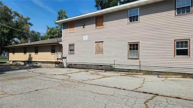 1910 Joplin St, Pittsburg, KS 66762