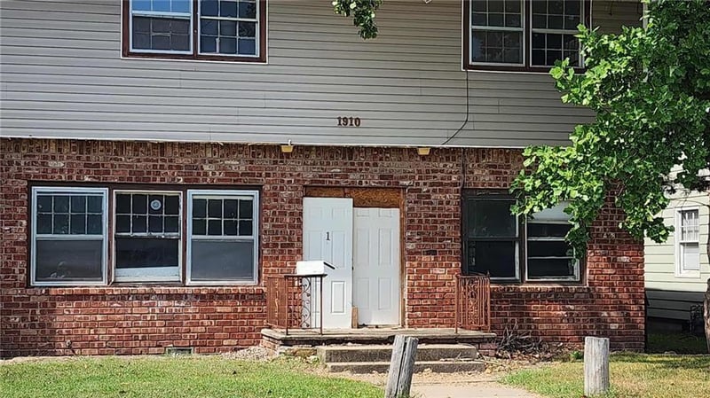 1910 Joplin St, Pittsburg, KS 66762