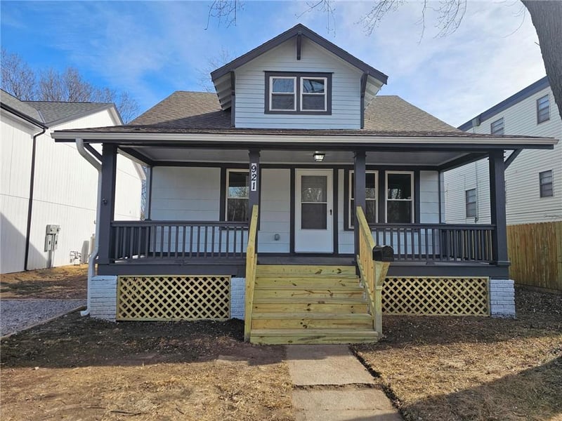 921 Noland Rd, Independence, MO 64050