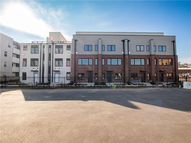 541 19th St, Kansas City, MO 64108