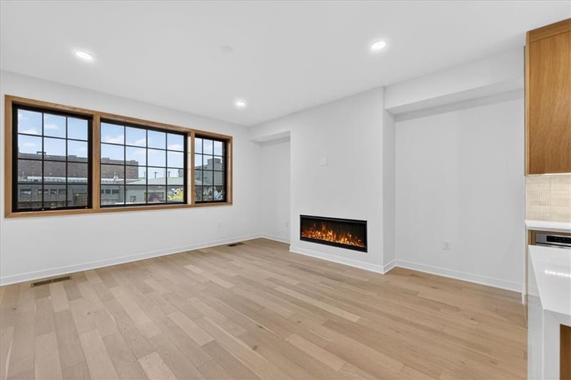541 19th St, Kansas City, MO 64108