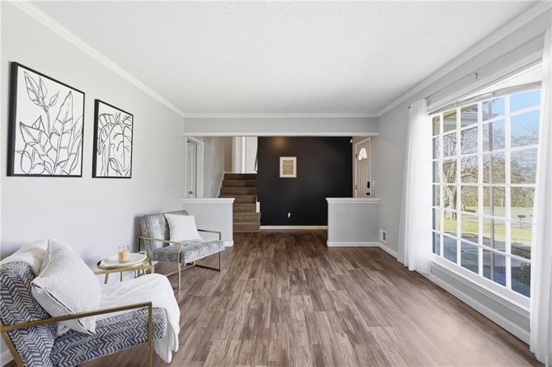 10401 Westgate St, Overland Park, KS 66215