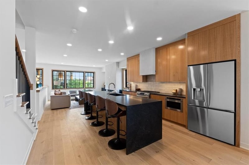 1923 Locust St, Kansas City, MO 64108