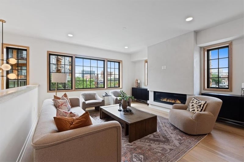 1923 Locust St, Kansas City, MO 64108