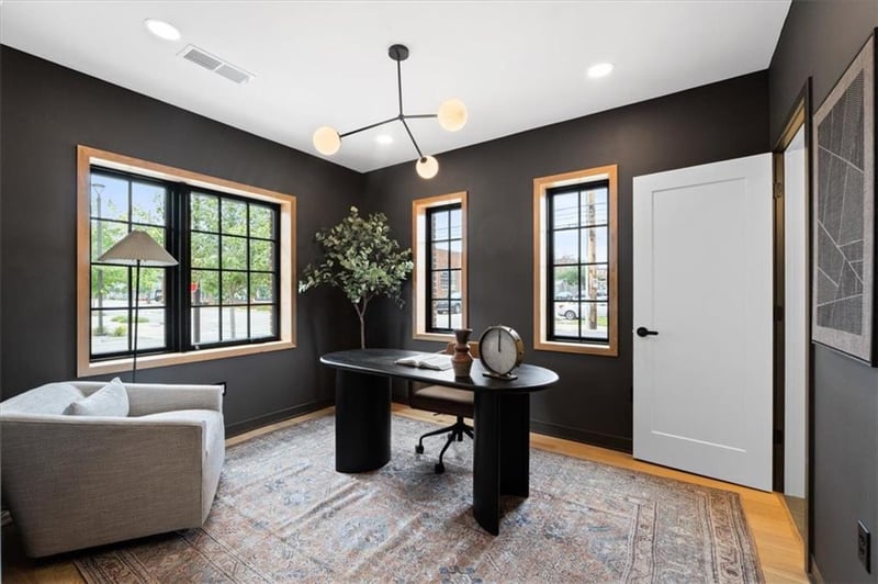 1923 Locust St, Kansas City, MO 64108