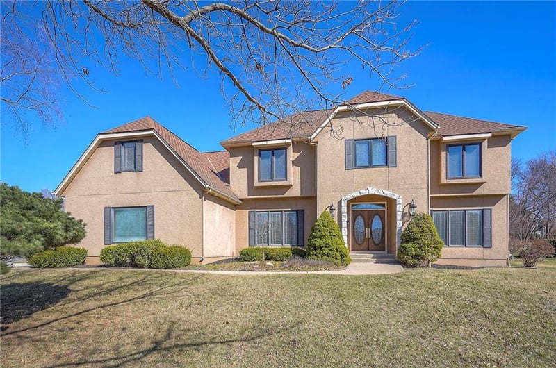 5708 W 129th St, Overland Park, KS 66209