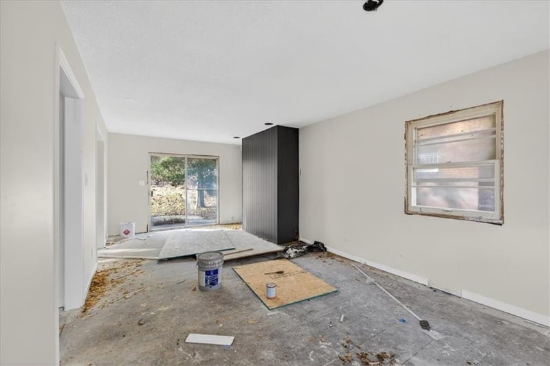 8019 Oakland Ave, Kansas City, KS 66112