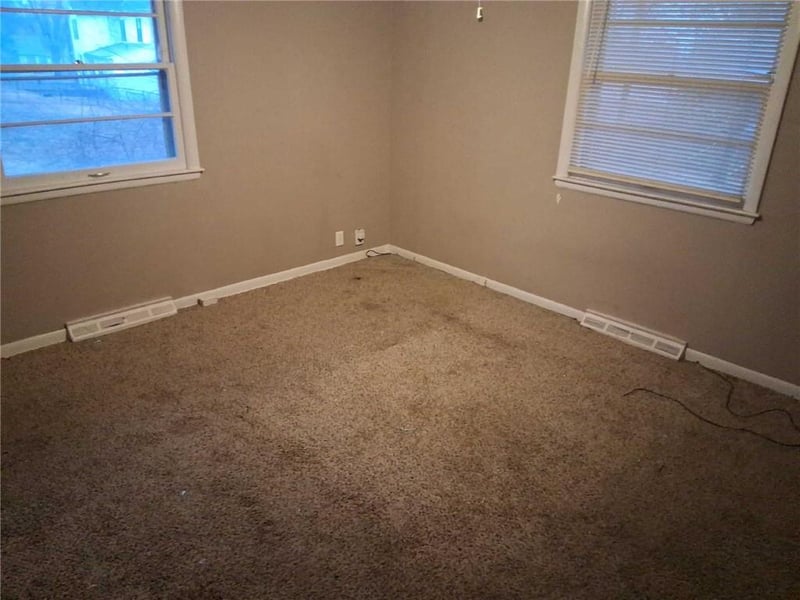 7804 Booth Ave, Kansas City, MO 64138